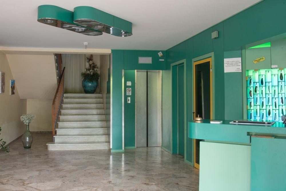 Hotel Mirage Bellaria-Igea Marina Exterior photo