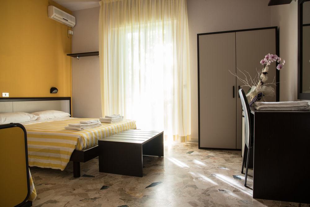 Hotel Mirage Bellaria-Igea Marina Exterior photo